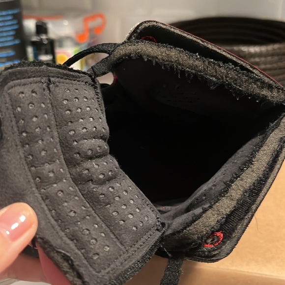 Nike Air Jordan Zoom Air Black/University Red-White in size 6.5 women - Picture 7 of 11